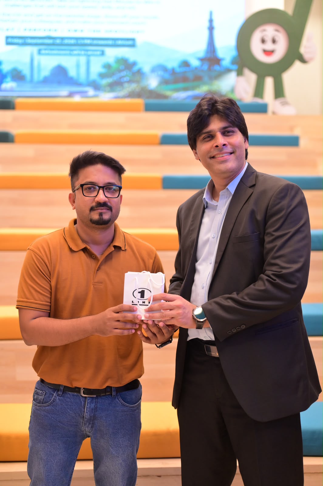life at 1link image